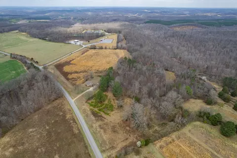 1 Busby Rd, Loretto, TN 38469 photo 6