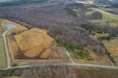 1 Busby Rd, Loretto, TN 38469 photo 2