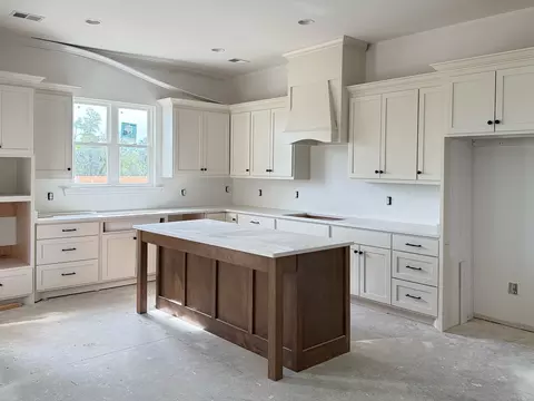 Kitchen - 5520 Sinclair St, Murfreesboro, TN 37127 photo 1 of 1