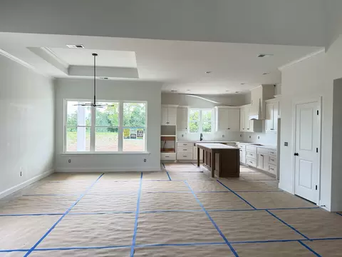 Living - 5520 Sinclair St, Murfreesboro, TN 37127 photo 1 of 3