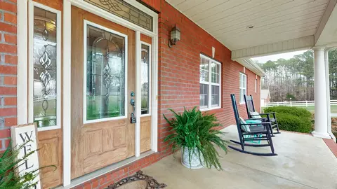 Exterior - 651 Williams St, Decherd, TN 37324 photo 10 of 19