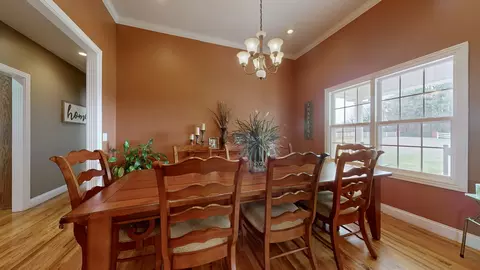 Dining - 651 Williams St, Decherd, TN 37324 photo 1 of 4