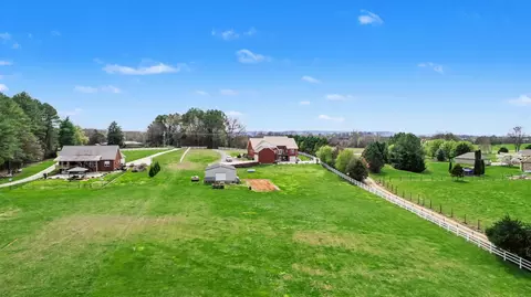 View/Area - 651 Williams St, Decherd, TN 37324 photo 1 of 7