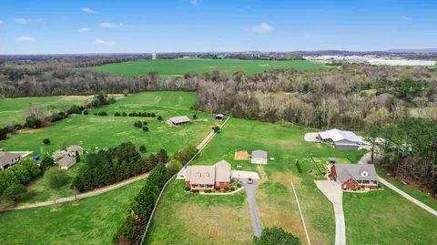 View/Area - 651 Williams St, Decherd, TN 37324 photo 2 of 7