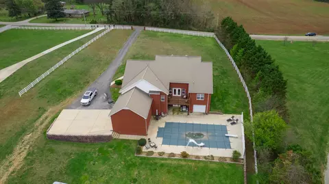 View/Area - 651 Williams St, Decherd, TN 37324 photo 6 of 7
