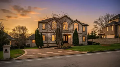 528 Ridgecrest Ln, Lebanon, TN 37087