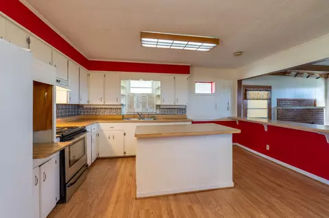 Kitchen - 118 Park St, Loretto, TN 38469 photo 1 of 3