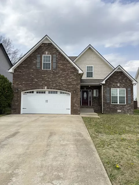 715 Ellie Nat Dr, Clarksville, TN 37040