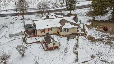 359 E Wolf Valley Rd, Heiskell, TN 37754 photo 27