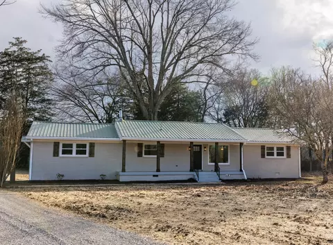 2239 Hunter Bills Rd, Lewisburg, TN 37091