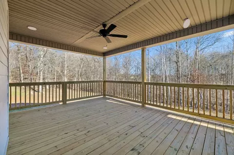 Exterior - 1183 Hangar Rd, Springfield, TN 37172 photo 5 of 7