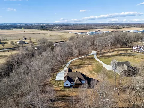 View/Area - 1183 Hangar Rd, Springfield, TN 37172 photo 9 of 15