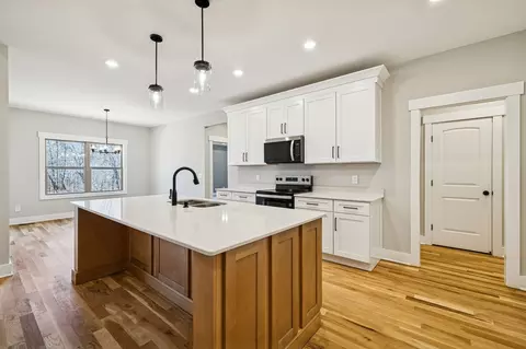 Kitchen - 1183 Hangar Rd, Springfield, TN 37172 photo 3 of 7