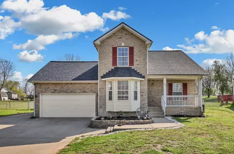 1727 Needmore Rd, Clarksville, TN 37042