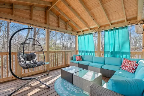 517 Skyview Dr, Ashland City, TN 37015