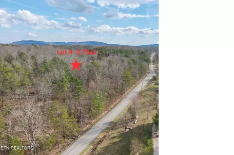 4 Chestnut Hill Rd, Crossville, TN 38571