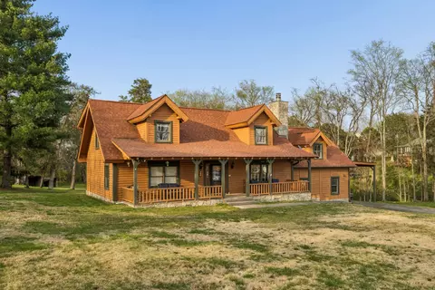 1201 Dickerson Bay Dr, Gallatin, TN 37066