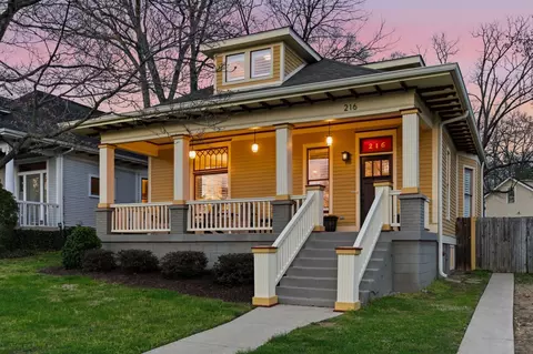 216 Chapel Ave, Nashville, TN 37206
