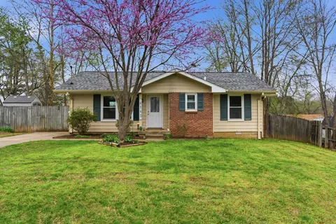 8143 Bonnafair Dr, Hermitage, TN 37076