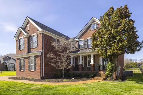 108 Stoddard St, Gallatin, TN 37066