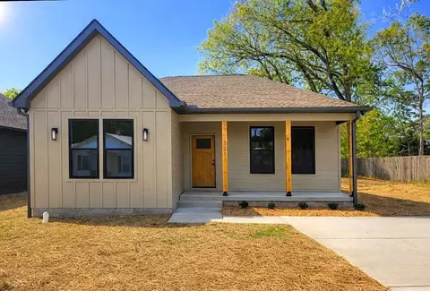 321 Jackson St, White Bluff, TN 37187