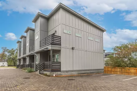 109 Duke St # E, Nashville, TN 37207
