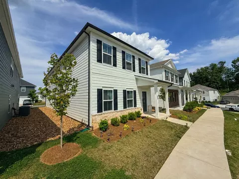 1405 Japonica Aly, Hermitage, TN 37076
