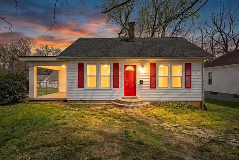 859 Greenwood Ave, Clarksville, TN 37040