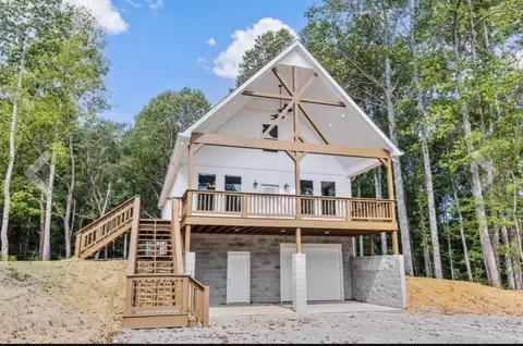 770 Dearman St, Smithville, TN 37166
