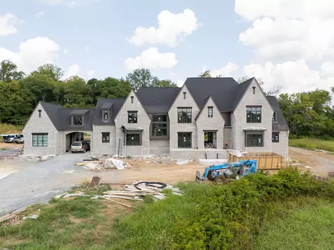 7019 Belcastle Ln, College Grove, TN 37046