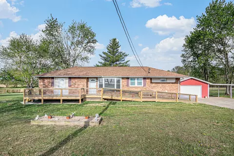 2650 Cook Rd, Woodlawn, TN 37191
