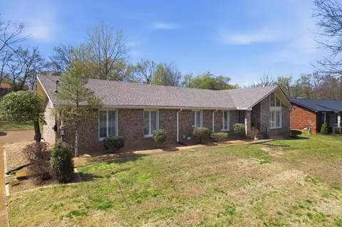 4016 Port Victoria Ct, Hermitage, TN 37076