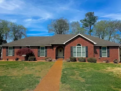 227 Megan Cir, Shelbyville, TN 37160