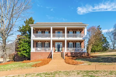2828 Polo Club Rd, Nashville, TN 37221