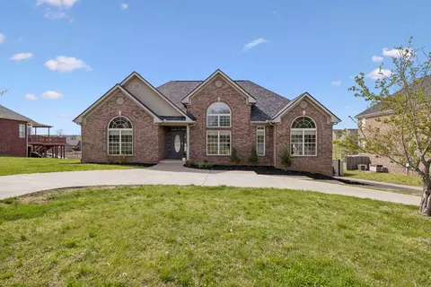 1062 Kacie Dr, Pleasant View, TN 37146