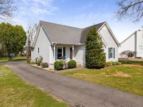 1142 Victoria Dr, Murfreesboro, TN 37129