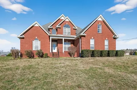 101 Hummingbird Ln, Shelbyville, TN 37160