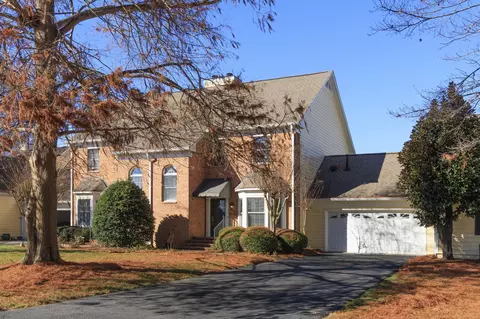 1006 Southbridge Ln, Chattanooga, TN 37405