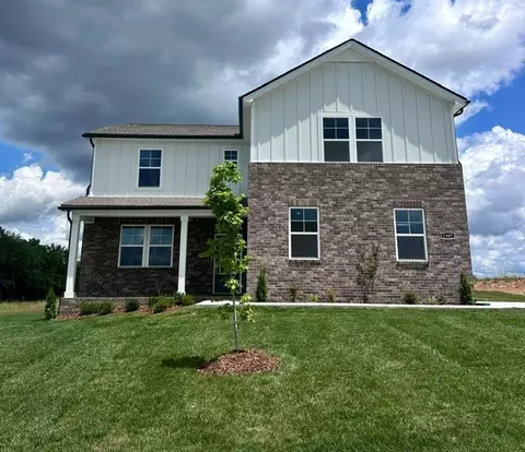 1307 Kristopher Dr, Lebanon, TN 37087