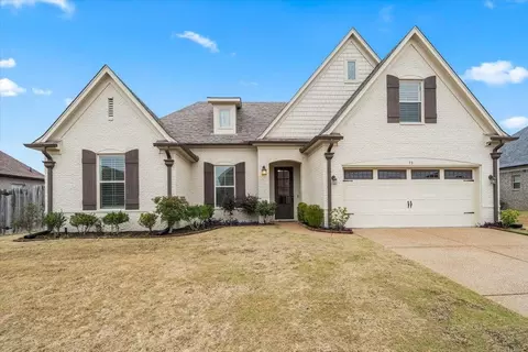 55 Cypress Point Rd, Oakland, TN 38060