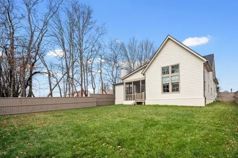 Exterior - 2925 Torrence Trl, Spring Hill, TN 37174 photo 3 of 4