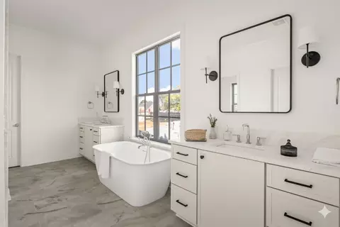 Bath - 2925 Torrence Trl, Spring Hill, TN 37174 photo 1 of 4
