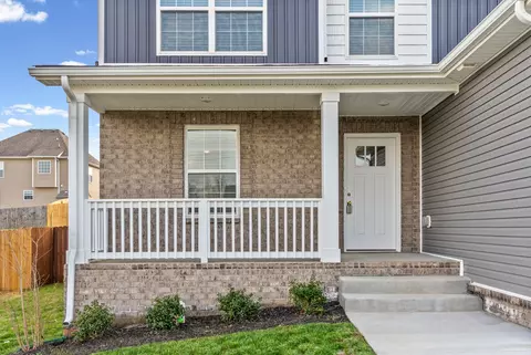 744 Banister Dr, Clarksville, TN 37042