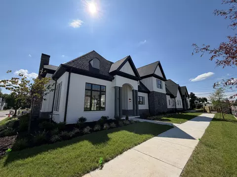 104 Pin High Dr, Gallatin, TN 37066