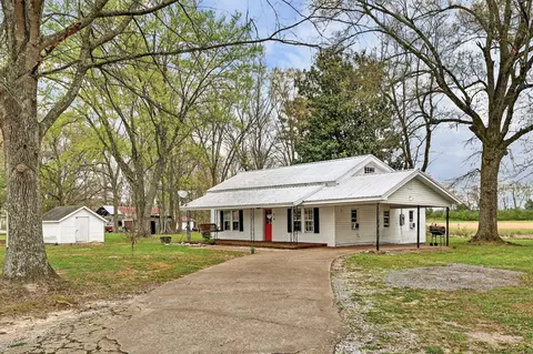 61 Minnie Brown Rd, Ardmore, TN 38449
