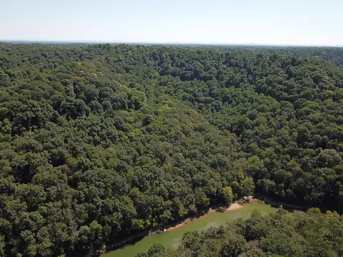 154 Center Hill Shores Dr, Smithville, TN 37166