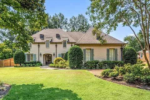 4723 Normandy Ln, Memphis, TN 38117