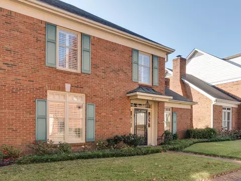 4813 N Kingsgate Pl, Memphis, TN 38117