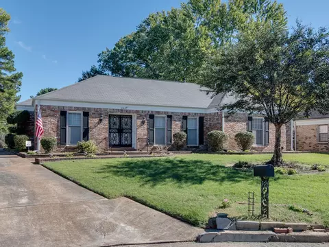 2564 Glenlivet Dr, Memphis, TN 38119