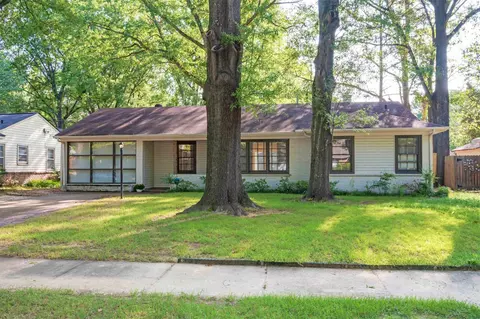 1194 Perkins Ter, Memphis, TN 38117